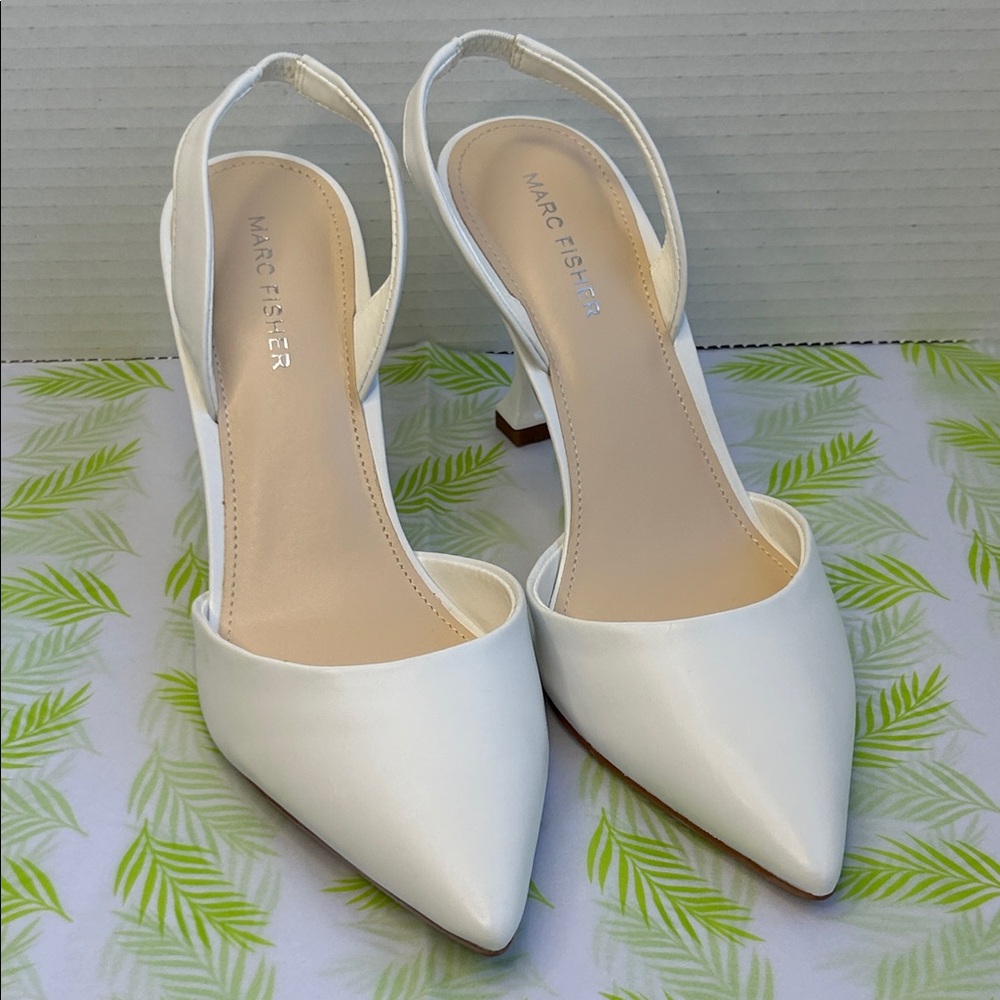 Marc Fisher White Slingback Heels – Style MFHAE DYA – Size 8.5M - Picture 10 of 10